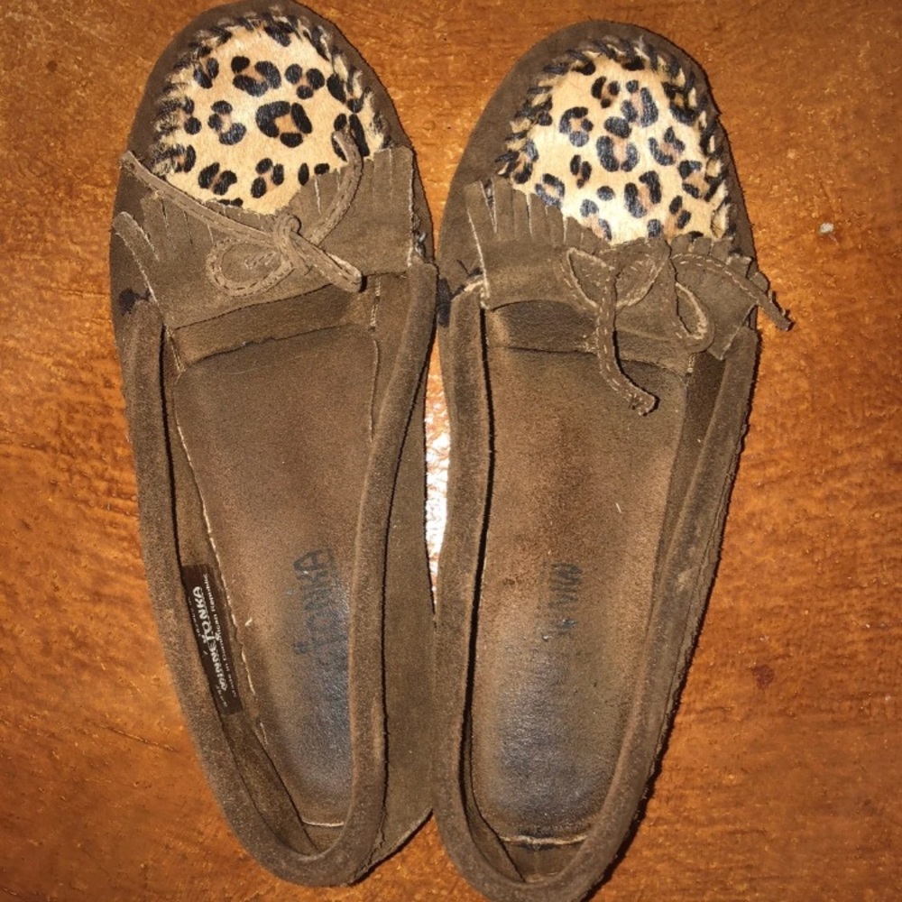 Minnetonka Leopard Moccasins 7 Brown